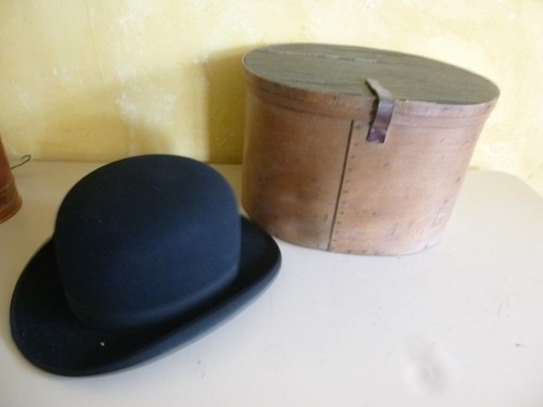 Ancien chapeau melon - melon, boite