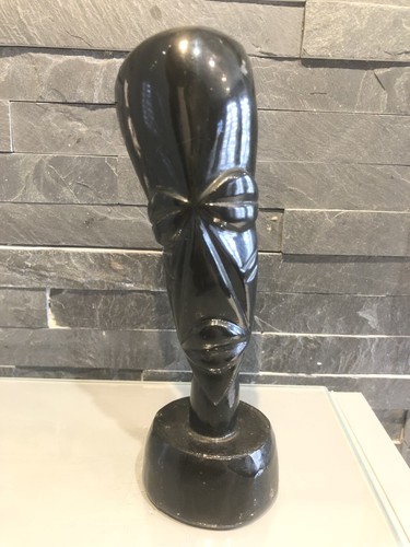 Statuette africiane noire bois