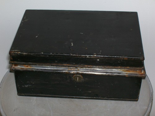 Ancienne boite anglaise old