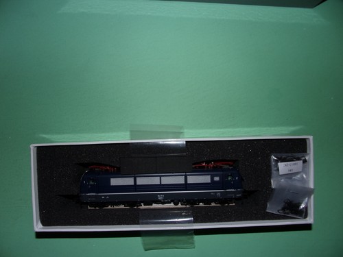 Models locomotive - ls,