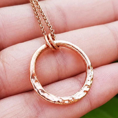 Médaillon pendentif cercle
