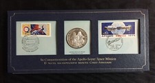 APOLLO - SOYUZ RUSSIE / ETATS UNIS JULY 1975 MEDAILLE EN ARGENT ET TIMBRES. 