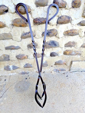ANCIEN OUTIL -PINCE A PRENDRE LES BUCHES DE BOIS - 72CM -