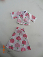Tenue vintage Linda Hong Kong