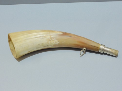 Ancienne trompe corne de - corne,