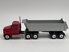 CONRAD - 1/50e - FREIGHTLINER mit Kipper Benne 0026  - #3826