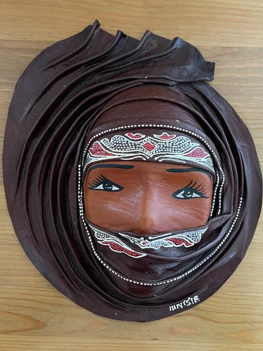 Masque mural artisanal femme - ,