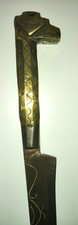 ancien grand couteau Berbère Flissa lame gravée manche en bronze tête de chien
