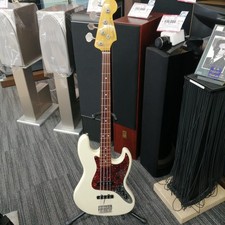 Guitare basse électrique