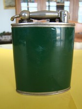 Rare et vieux  briquet de table en métal , tampon Ministère des Finances  #911#