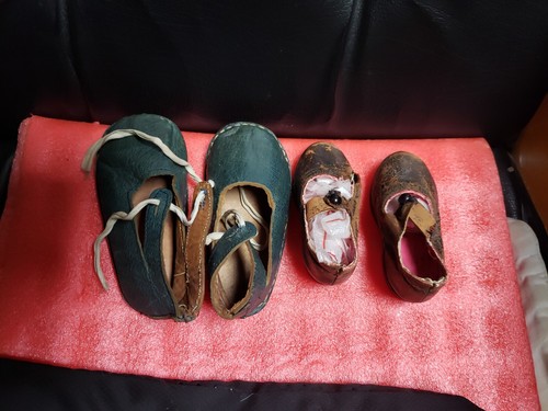 Anciennes paires chaussures - paires,
