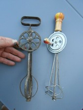 Ancien Batteur à Oeuf  pour