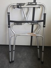 CADRES DE MARCHES DEAMBULATEUR PLIANT 2 NIVEAUX