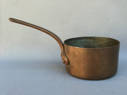 Ancienne petite casserole - , en