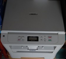 Imprimante laser et scanner Brother DCP-7055W avec toner