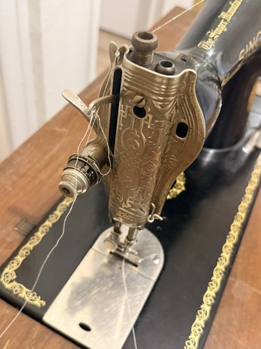 Machine coudre ancienne - machine,