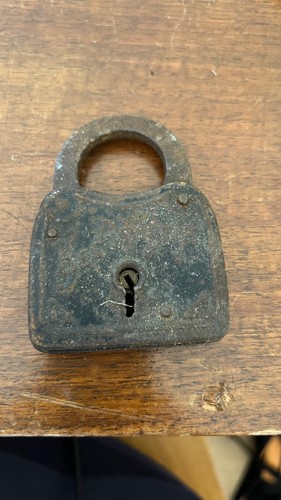 Cadenas ancien fer sans - en,