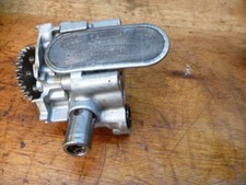 POMPE A HUILE HONDA 600