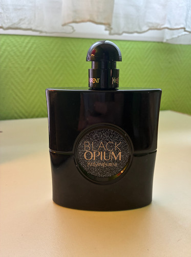 Black opium yves saint laurent - black, saint-laurent