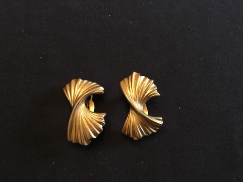 Boucles oreilles clip - d’oreilles, à