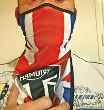 cache cou TRIUMPH MOTO cache