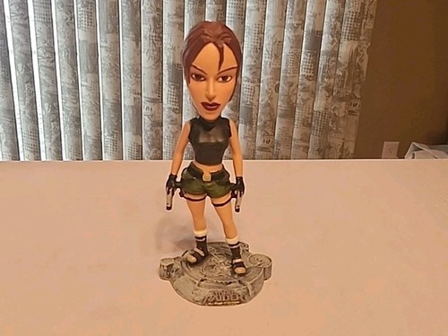 Tomb raider lara - lara, angel