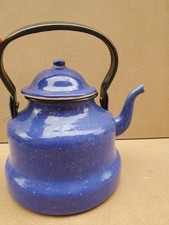 Bouilloire metalique émaillé  bleu moucheté