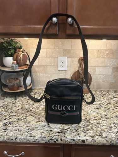 Gucci black logo shoulder - shoulder, bag