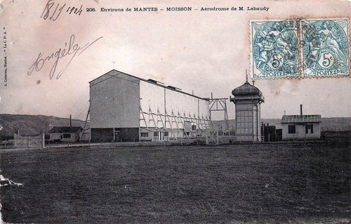 Moisson aerodrome de m - moisson,