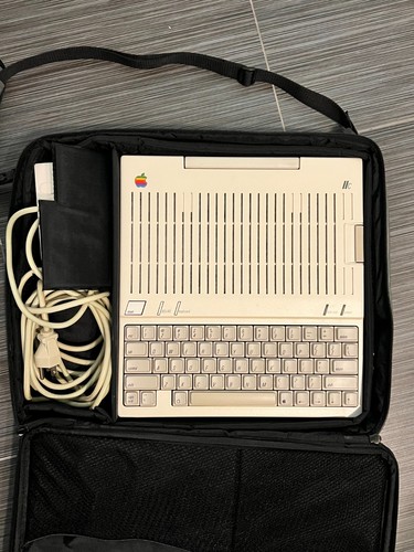 Apple iic a2s4000 with - apple,