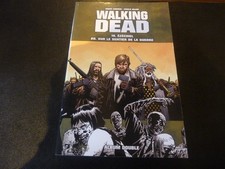 LIVRE BD BROCHE "WALKING DEAD