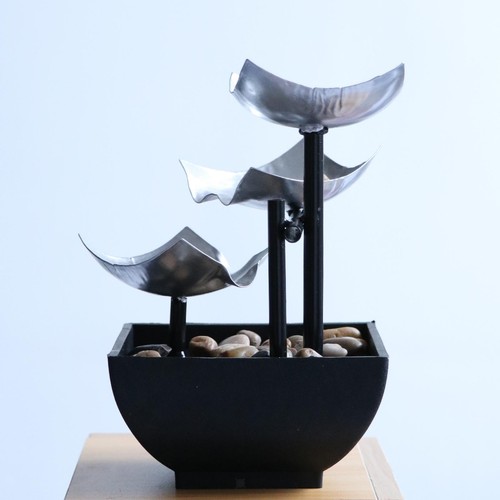 Fontaine table ornements - table,