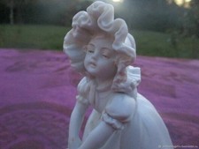 Figurine ancienne Vase seau