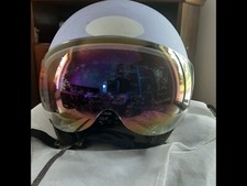 casque moto jet, taille S, couleur violette, housse de transport comprise.