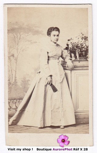 Jeune femme second empire - jeune,
