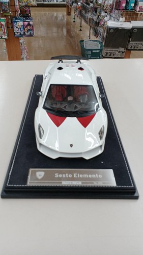 Frontiart sesto elemento - sesto, white