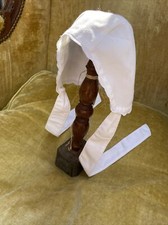 Ancien Petit Bonnet De