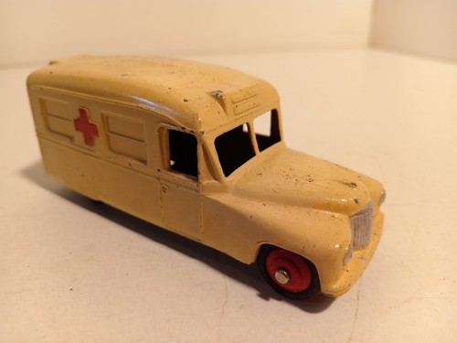 Dinky toys 253 - 253, daimler