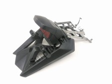 SUPPORT DE PLAQUE ET ECLAIRAGE