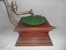 GRAMOPHONE       "