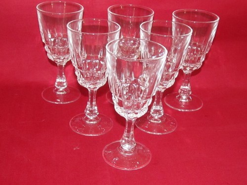 Lot verres à - verres, liqueur