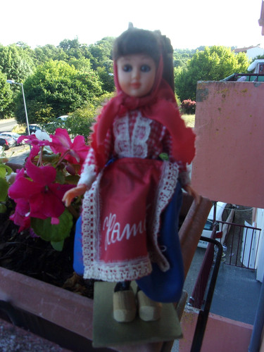 Ancienne poupee folklorique - poupee,