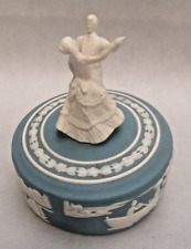 Jolis sujets  danseurs sur boîte à musique en biscuit  FRANKLIN MINT