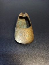 Ancien Cendrier en forme de