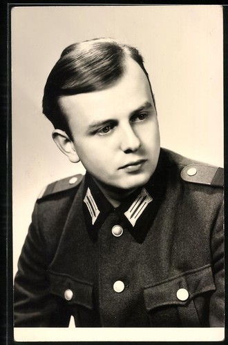 Photographie jeune soldat - , de