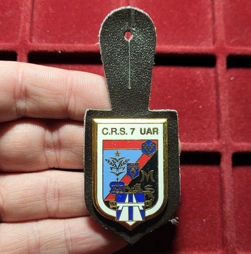128 pucelle insigne - ~, /