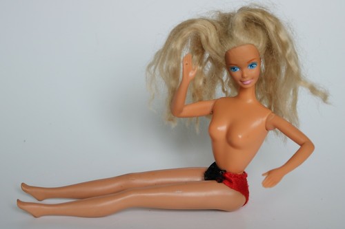 Ancienne poupée barbie - ancienne, de