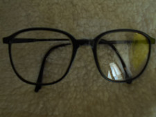 Ancienne Paire de lunettes