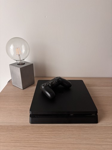 Playstation slim - 4,