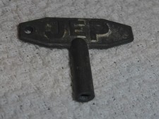 JEP  CLE CLEF POUR JOUET MECANIQUE MODELE 30 B